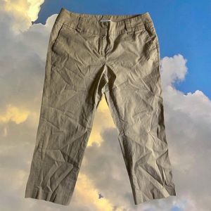 Women’s New York & Company Tan Pants - Size 8